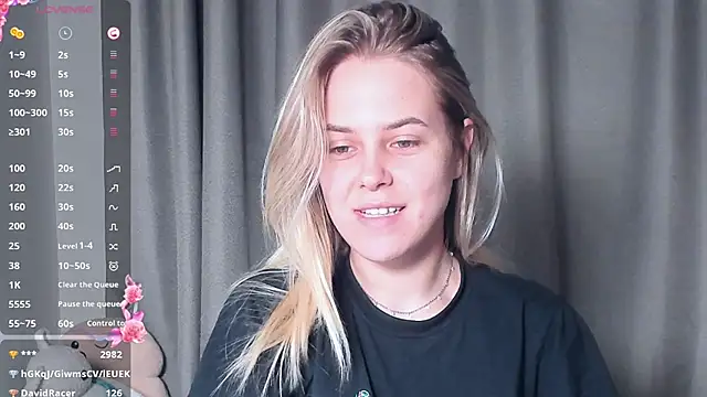 Snapshot of AngelAnty chatting on 10.25.25 AngelAnty online show from 10.25.25