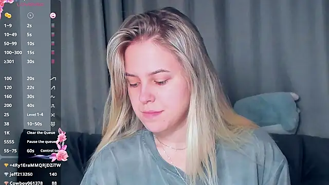 Snapshot of AngelAnty chatting on 11.22.25 AngelAnty online show from 11.22.25