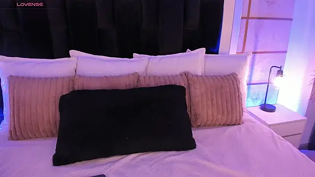 GretaVelvet online show from 02.09.26