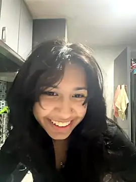 lynn9000 online show from 10.25.25