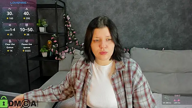 Michele Greenn online show from 10.26.25