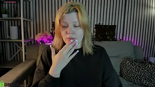 Michele Greenn online show from 05.17.26