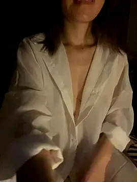 Snapshot of Lauren_778 chatting on 10.02.25 Lauren 778 online show from 10.02.25