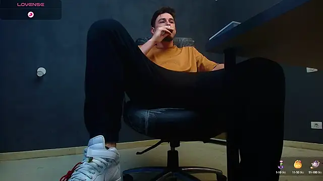 EnzoRace online show from 10.14.25