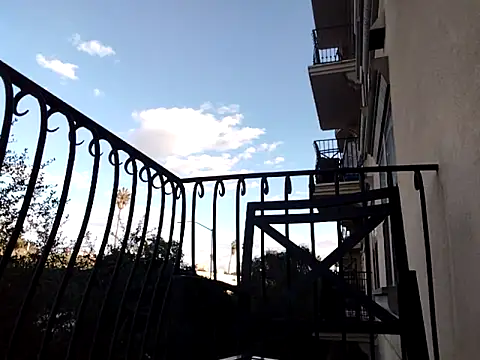 SparklesB1tch online show from 11.22.25