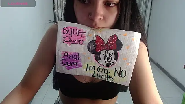 Snapshot of Darkittydoll_15 chatting on 09.15.25 Darkittydoll 15 online show from 09.15.25
