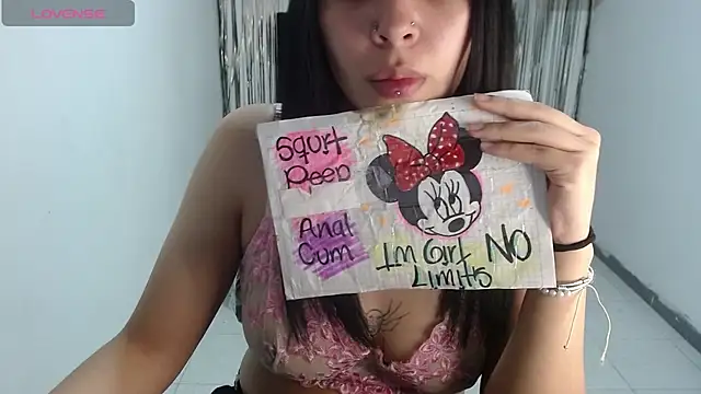 Snapshot of Darkittydoll_15 chatting on 09.19.25 Darkittydoll 15 online show from 09.19.25