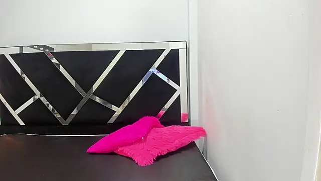 iisabella noa online show from 09.17.25