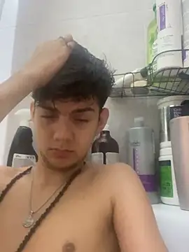 Snapshot of Cos_minn chatting on 11.23.25 Cos minn online show from 11.23.25