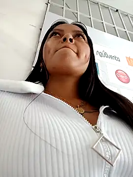 LunaHot 777 online show from 09.08.25