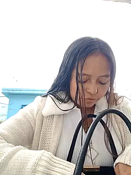 LunaHot 777 online show from 09.17.25