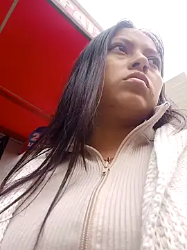 LunaHot 777 online show from 09.18.25