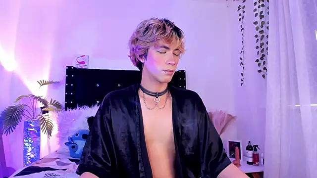 Cooperrosscute233 online show from 03.25.26