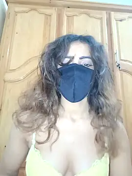 Snapshot of ghadiraa chatting on 02.19.26 ghadiraa online show from 02.19.26