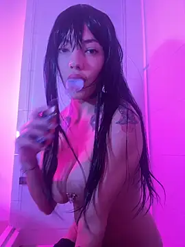 grayce blossoms 24 online show from 10.10.25