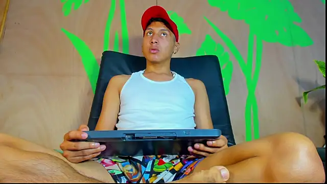 spicy adonhis online show from 04.08.26