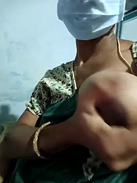 Snapshot of TeluguhotRani chatting on 10.06.25 TeluguhotRani online show from 10.06.25