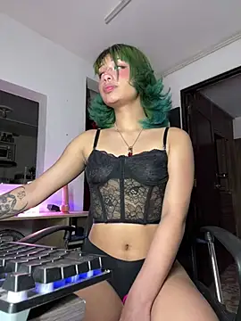 zoelight18 online show from 07.15.26