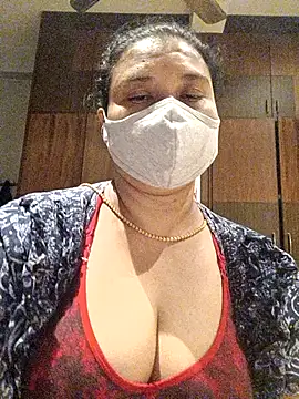 Snapshot of Tamil_Sivani chatting on 02.12.26 Tamil Sivani online show from 02.12.26