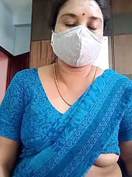 Snapshot of Tamil_Sivani chatting on 02.13.26 Tamil Sivani online show from 02.13.26