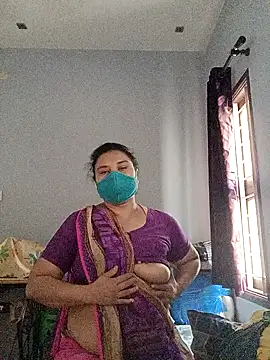 Snapshot of Tamil_Sivani chatting on 02.15.26 Tamil Sivani online show from 02.15.26