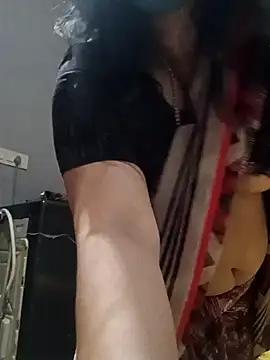 Snapshot of Tamil_Sivani chatting on 02.25.26 Tamil Sivani online show from 02.25.26