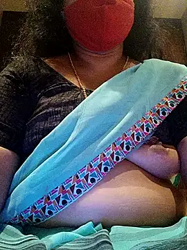 Snapshot of Tamil_Sivani chatting on 02.28.26 Tamil Sivani online show from 02.28.26