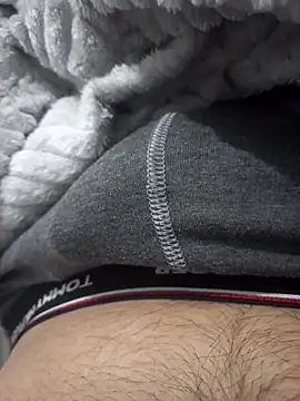 Abodi12aa77 online show from 10.20.25