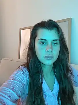 AlitaNova online show from 12.15.25