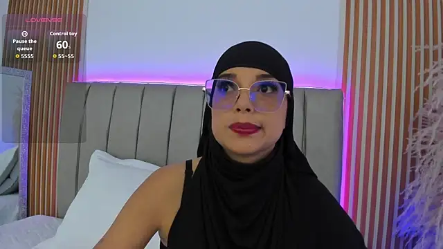 naishaa  online show from 11.03.25