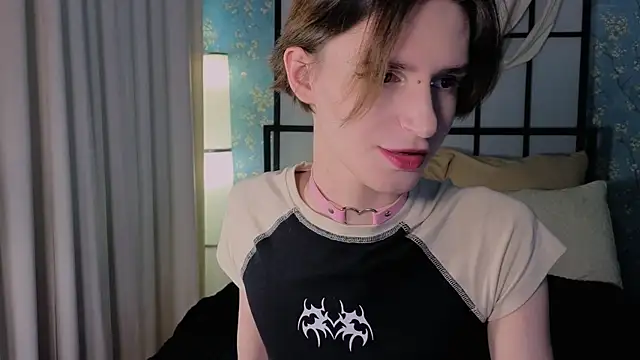 madi snow online show from 10.30.25