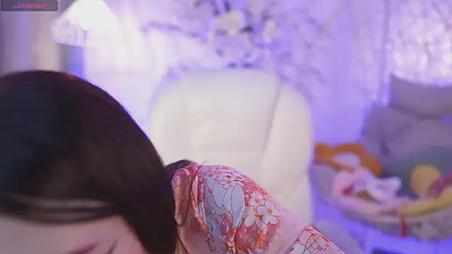 JadeSummerr online show from 09.29.25