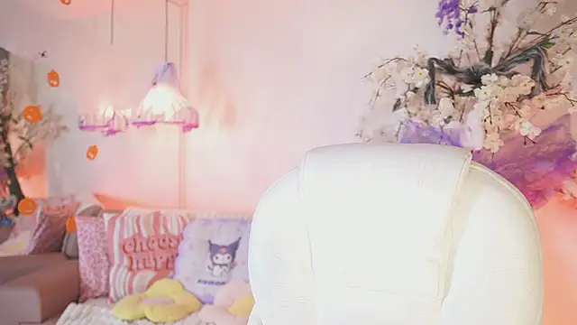 JadeSummerr online show from 10.23.25