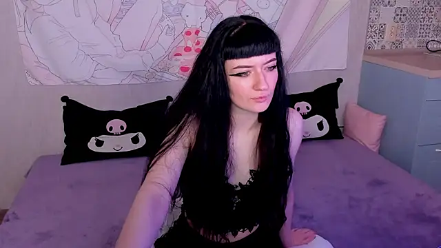 Snapshot of NorinMorin chatting on 10.27.25 NorinMorin online show from 10.27.25