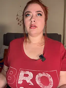 Snapshot of maddy_Bloomm chatting on 02.10.26 maddy Bloomm online show from 02.10.26