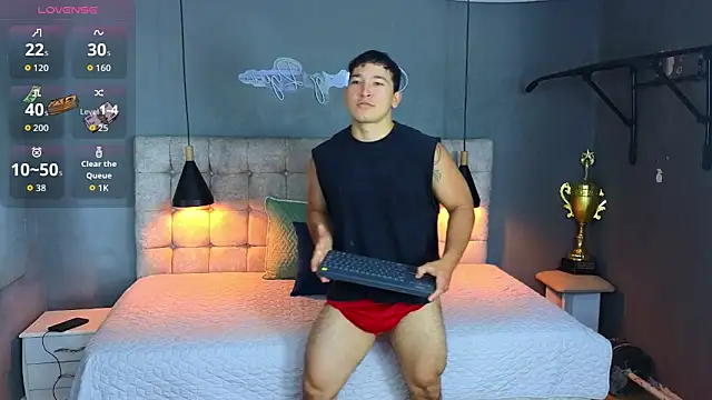 Snapshot of Horny_nick18 chatting on 09.22.25 Horny nick18 online show from 09.22.25