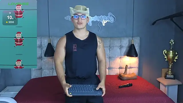 Horny nick18 online show from 01.13.26