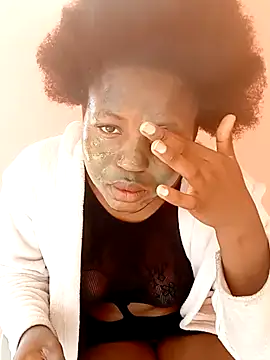 SweetHoney21  online show from 10.02.25