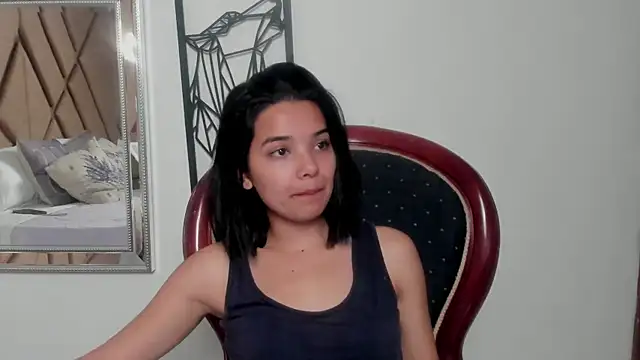 Snapshot of BelhaLawuo chatting on 09.11.25 BelhaLawuo online show from 09.11.25