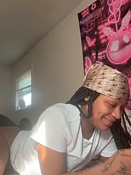 PrettyBabriexox online show from 04.16.26