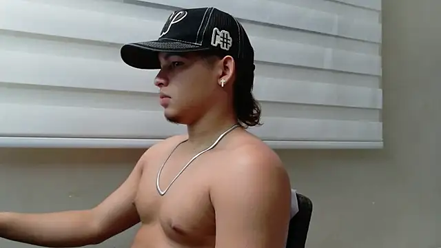 Riky Strong online show from 11.14.25