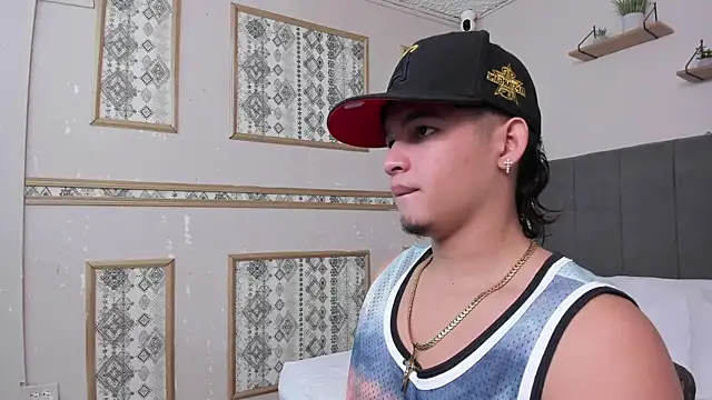 Riky Strong online show from 12.02.25