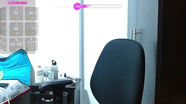 Snapshot of haashkyo chatting on 09.13.25 haashkyo online show from 09.13.25