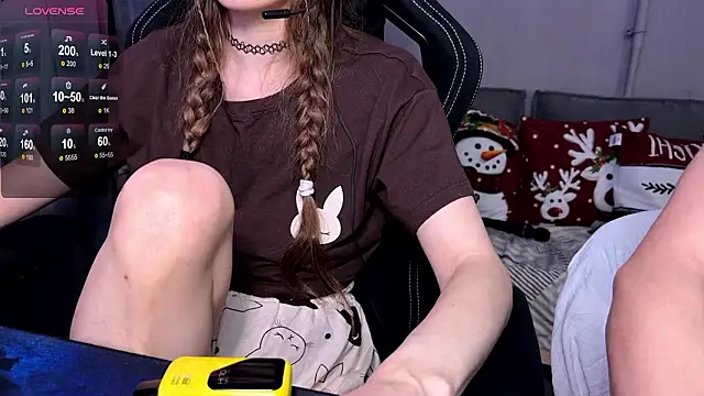 Snapshot of cutemilana_sexwife chatting on 02.05.26 cutemilana sexwife online show from 02.05.26