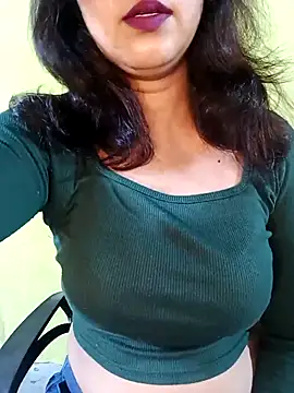 Snapshot of Ishani_Baby chatting on 10.05.25 Ishani Baby online show from 10.05.25