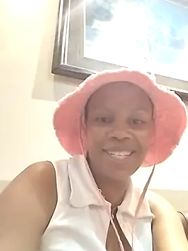 HoneyDripz 94 online show from 10.18.25