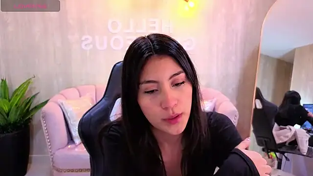 Zoe Blaze A online show from 11.20.25