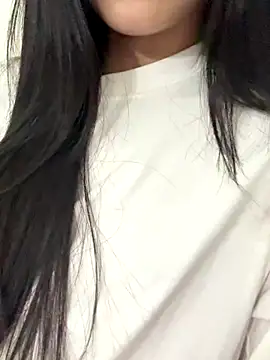 Snapshot of Desi_sara chatting on 09.11.25 Desi sara online show from 09.11.25