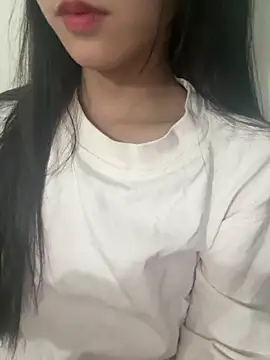 Snapshot of Desi_sara chatting on 10.09.25 Desi sara online show from 10.09.25