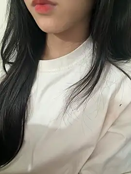 Snapshot of Desi_sara chatting on 10.15.25 Desi sara online show from 10.15.25